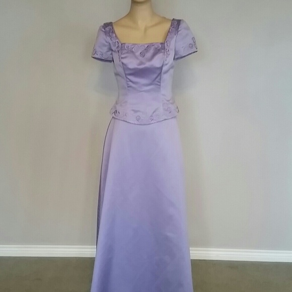 Mori Lee Dresses & Skirts - Mori lee size 7-8 prom dress
